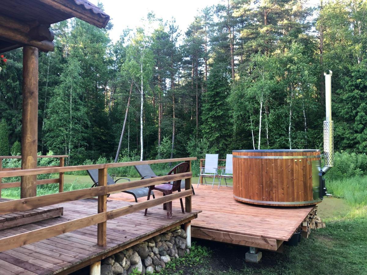 Inni Jaerve Puhkemaja Hébergement de vacances *